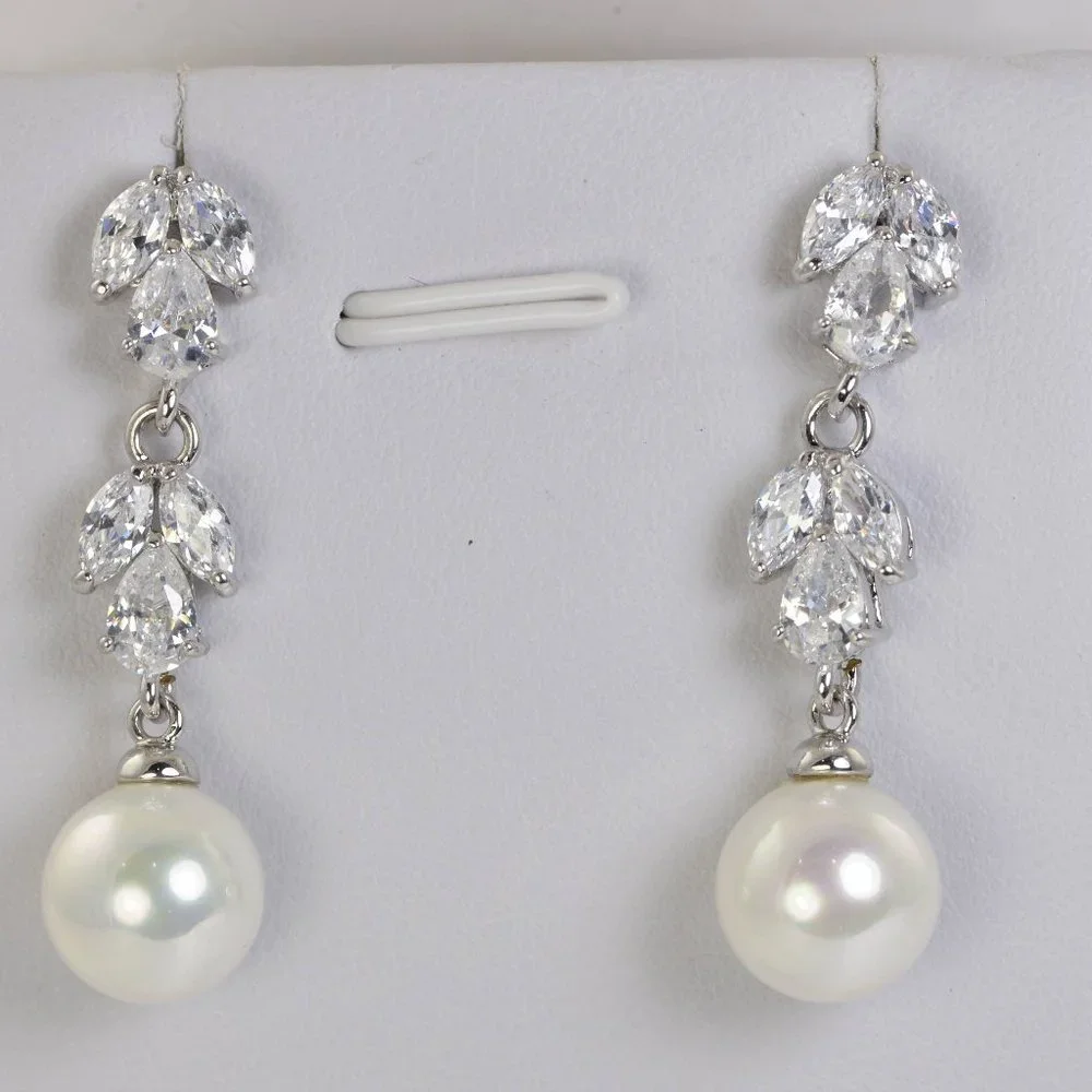 Luxury CZ Trendy Halo Brilliant Drop Dangle Earrings